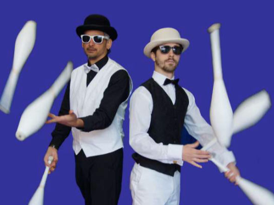Circus skills workshops for weddings